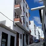 Atico Palomas Feriehus *